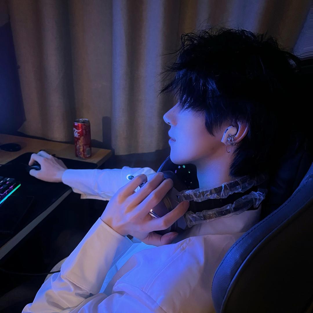 哈尔滨帅哥（车接车送）