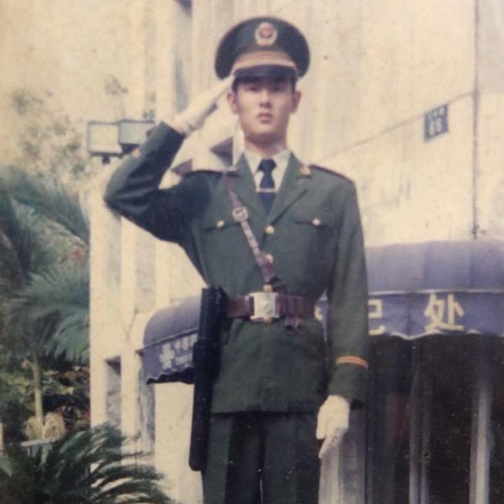 小伟〈果品E号〉