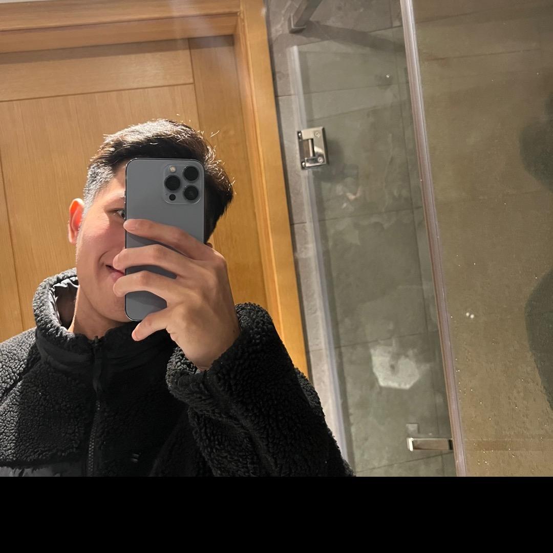 嗯哼🦸🏻‍♂️