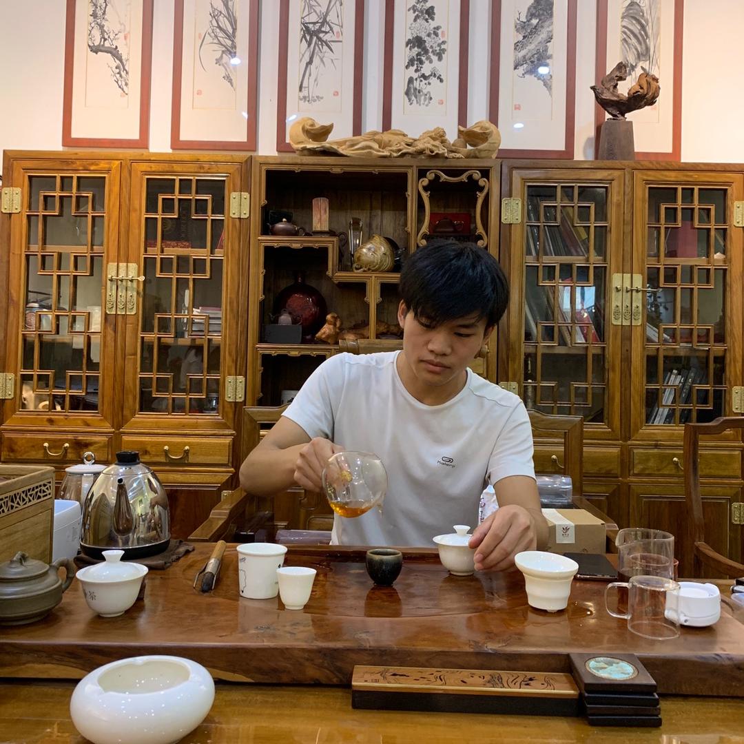 百艺堂木雕工艺品店