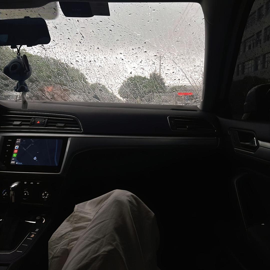 𝙃𝙊𝙏 𝘾𝘼𝙍