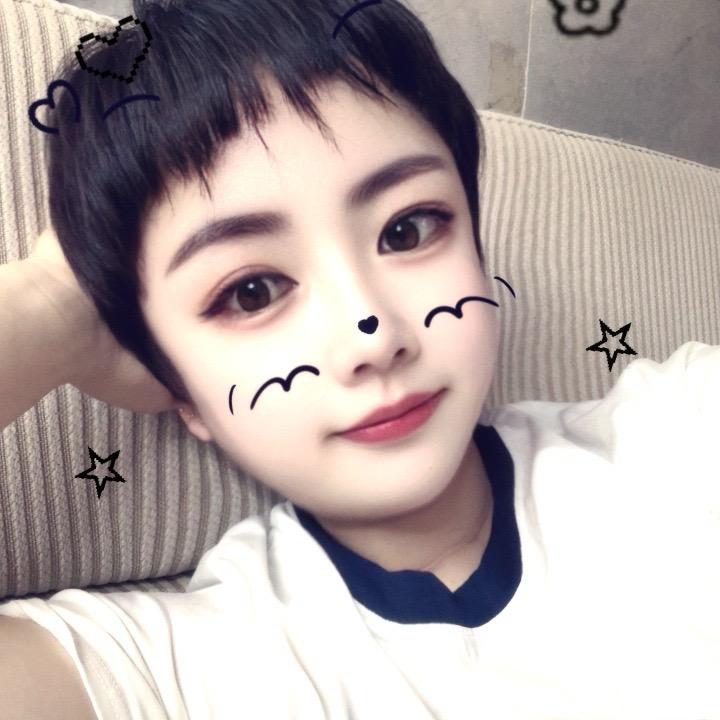 😘白白😘
