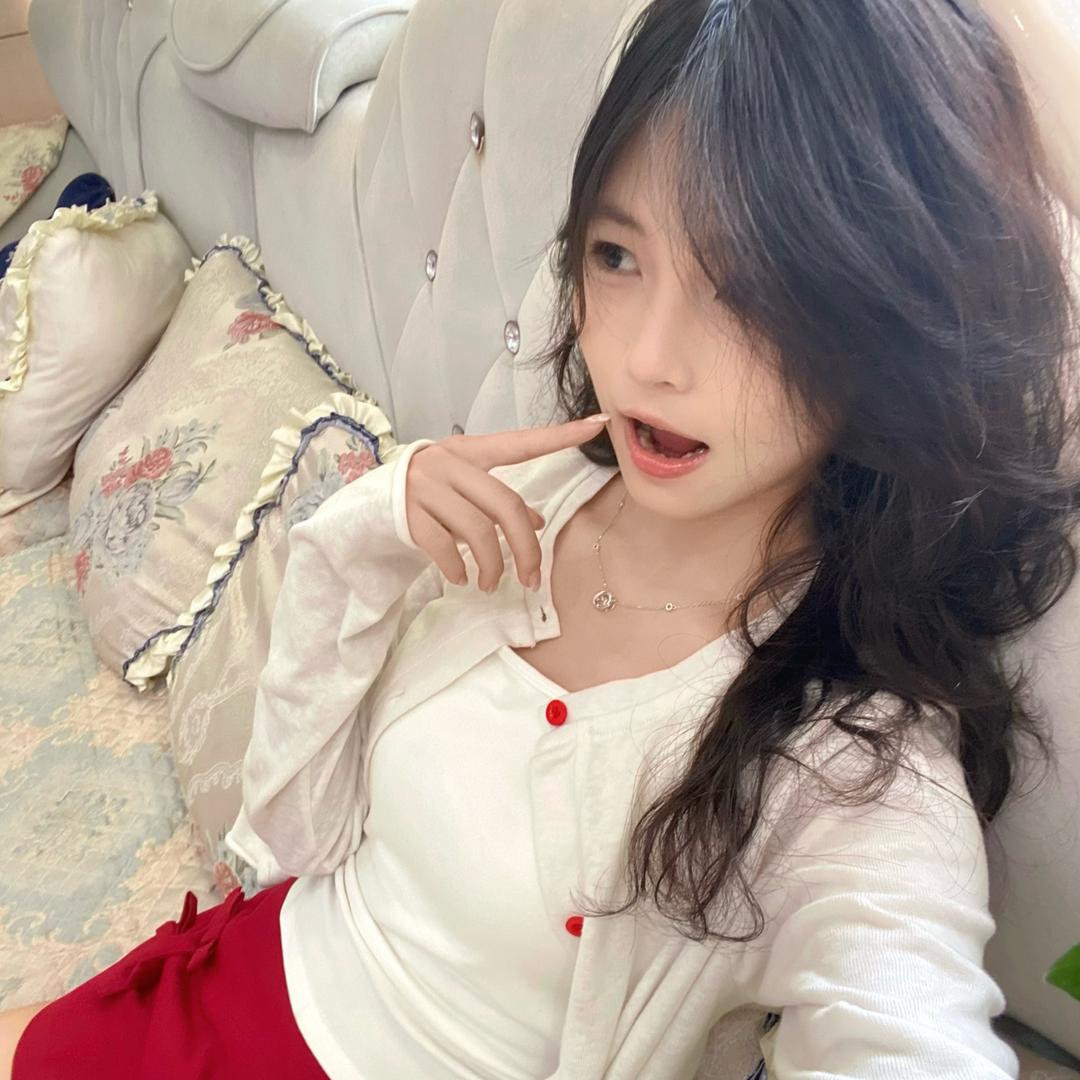 XIAOYIN.