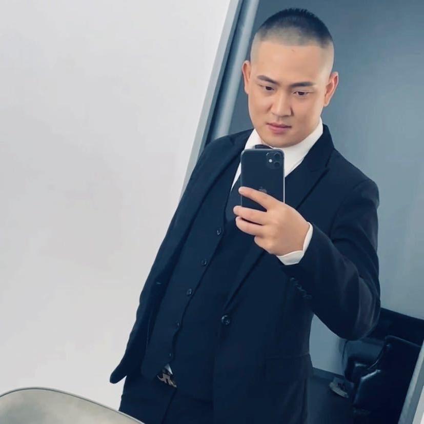 成都罗太帅汽车销售经营部（个人独资）