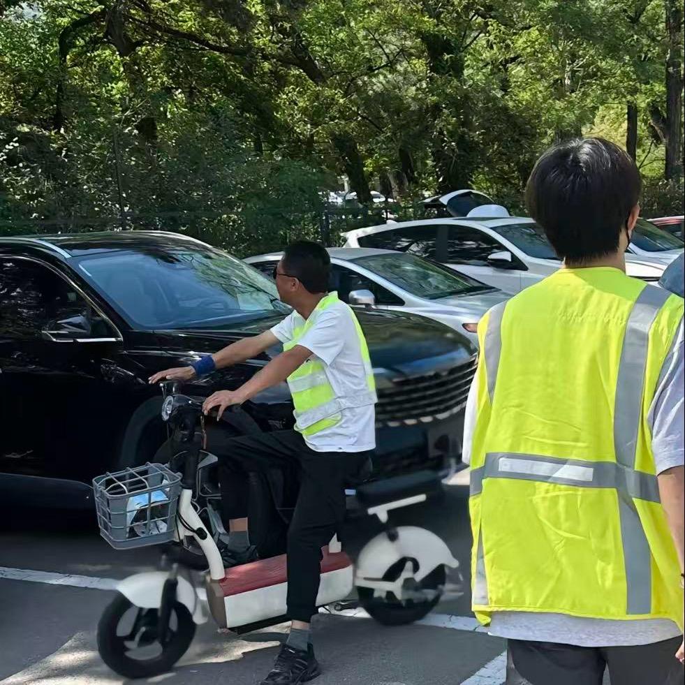 好好睡觉多吃饭