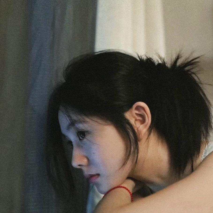 小狗应该也熬夜吧