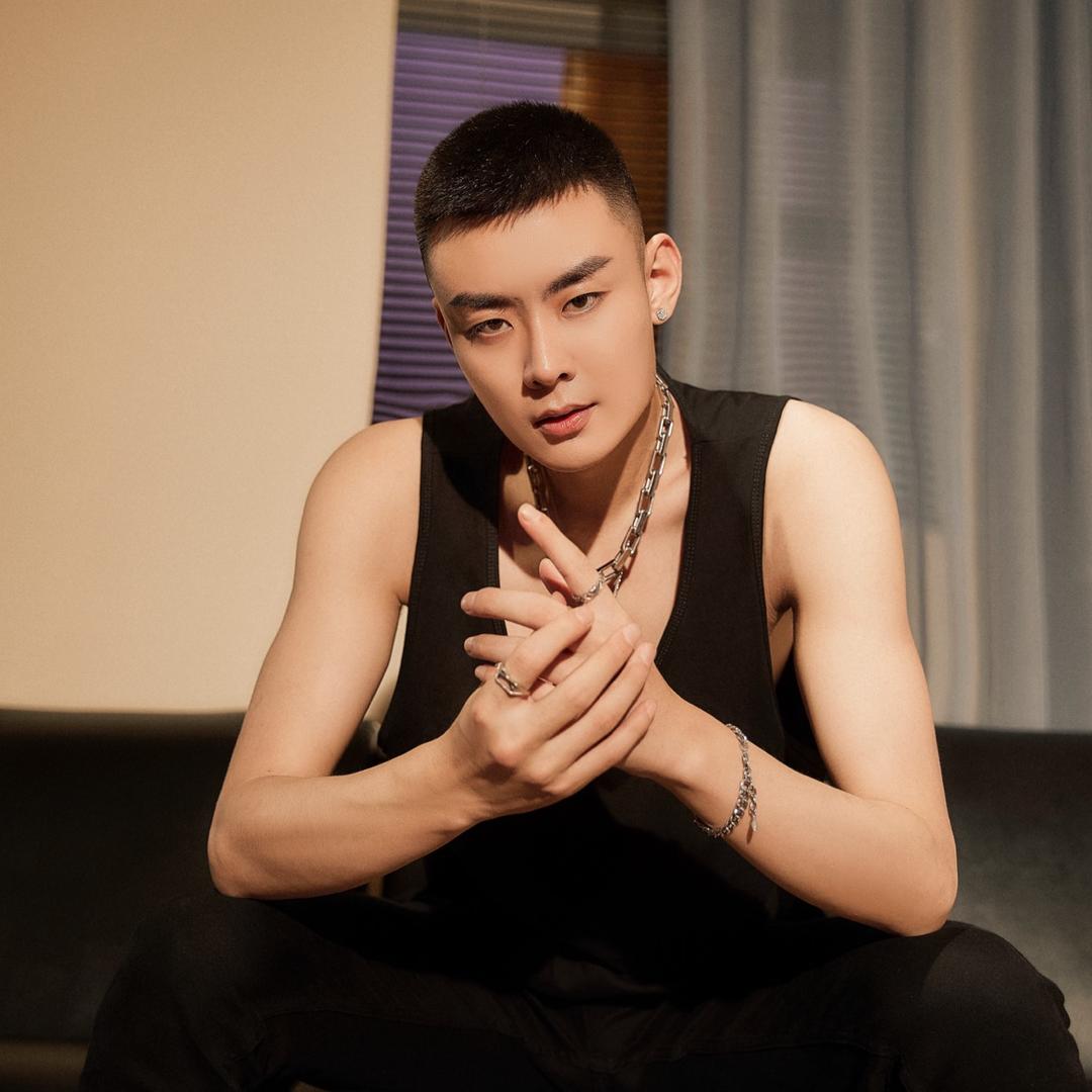 张铁鑫iuk·