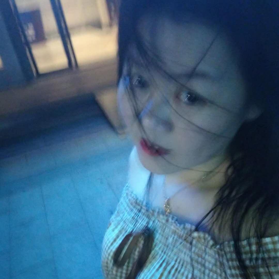 莉莉