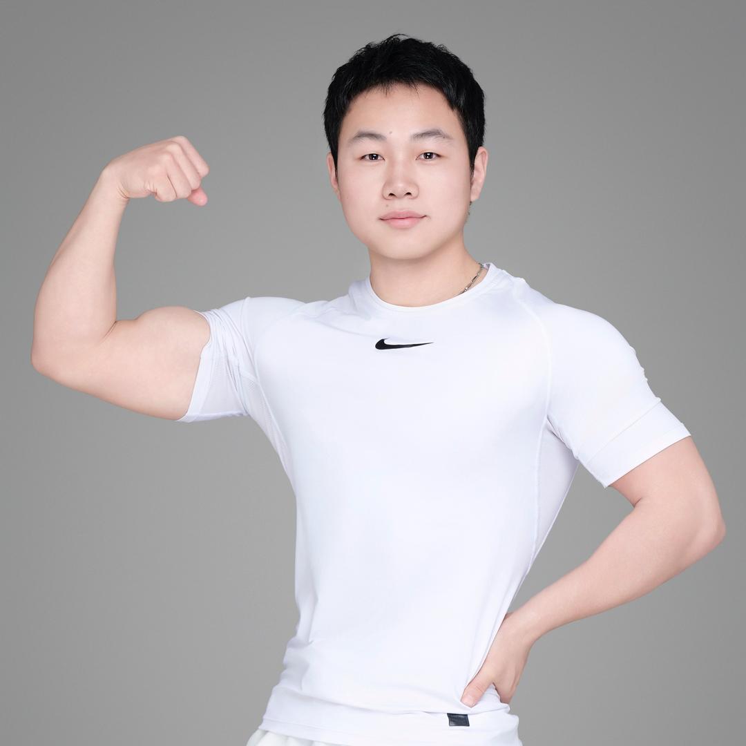 张斌｜六块腹愁者