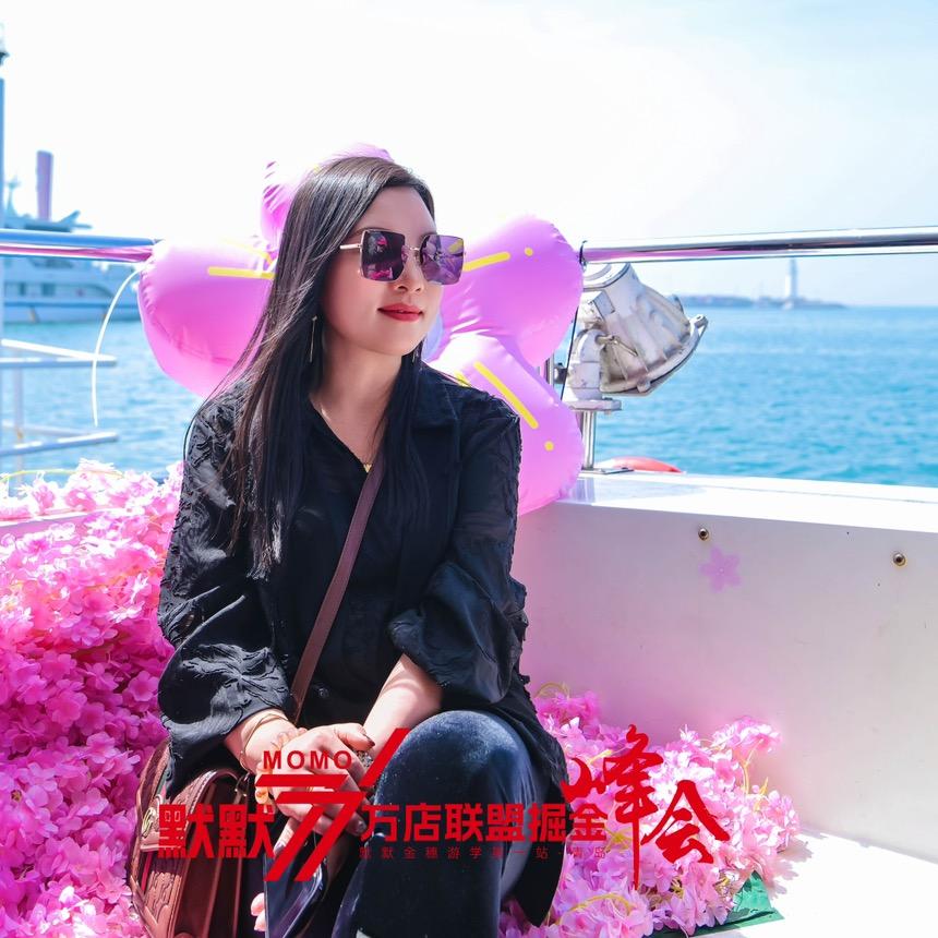 瑶瑶衣橱《默默皮肤管理中心》拒绝连赞