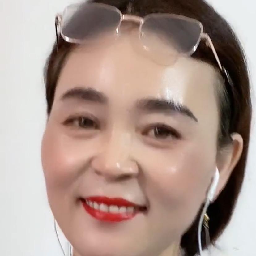 梅姐🌹（下午五点零五分开播）