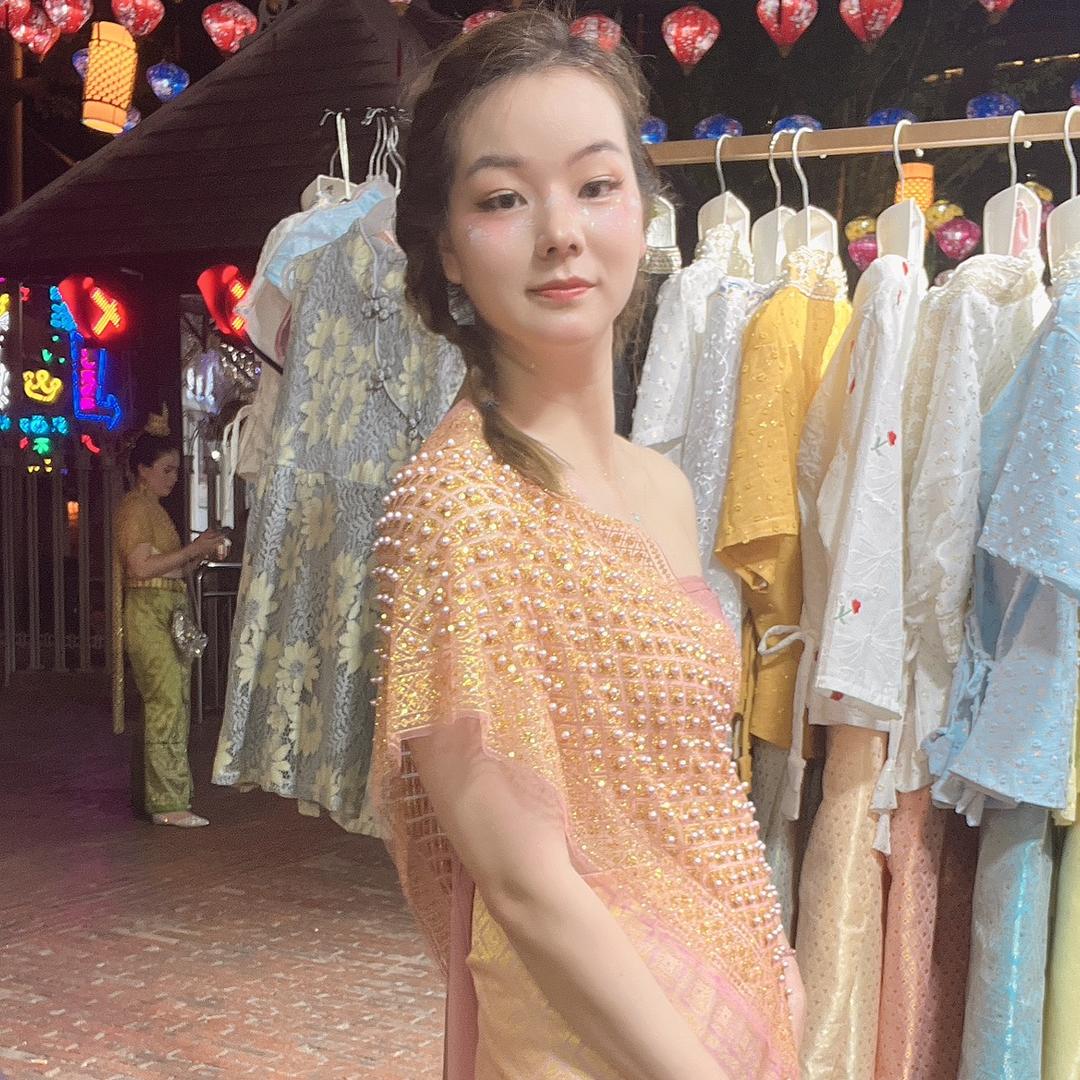 飞儿💗
