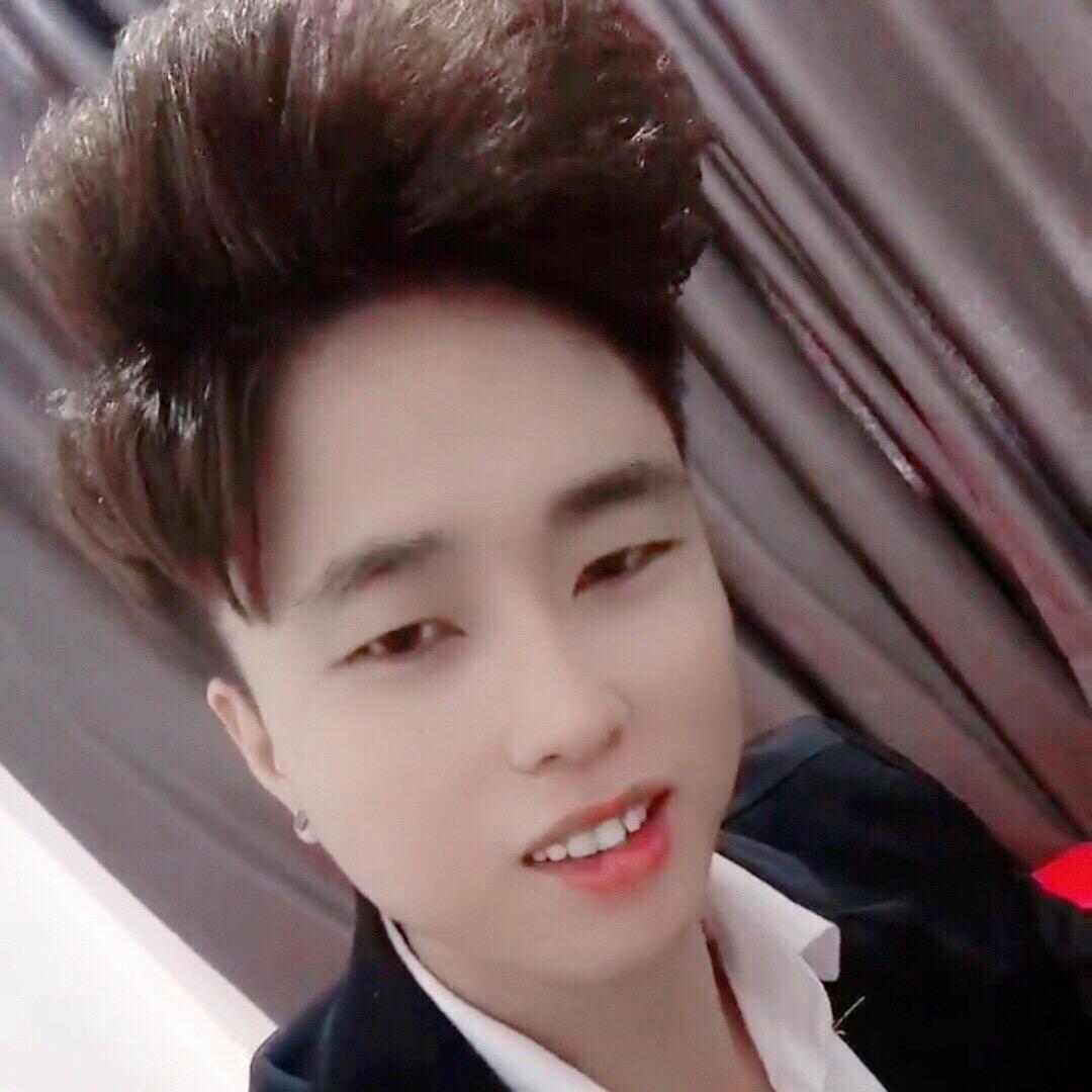 卢二少……连赞拉黑