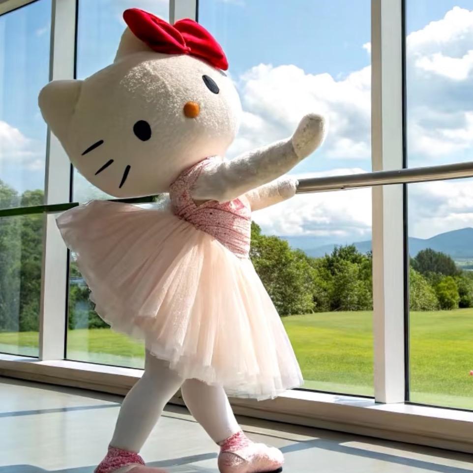 别嘲笑我的双下巴了