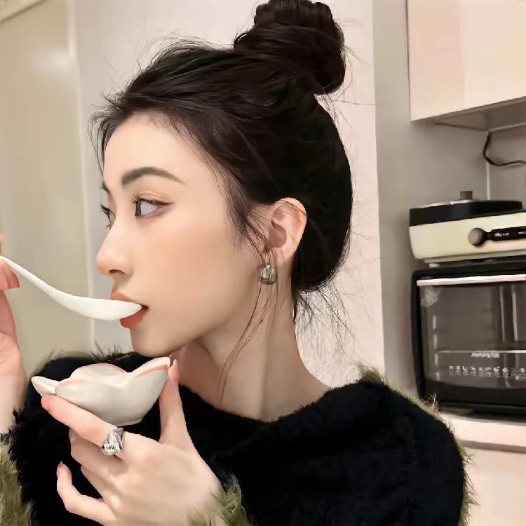 困困小懒包