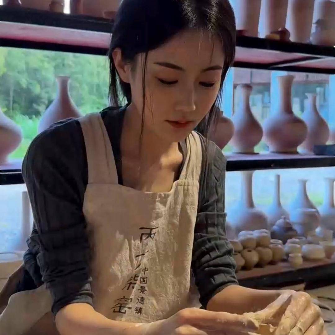李闻闻🦋