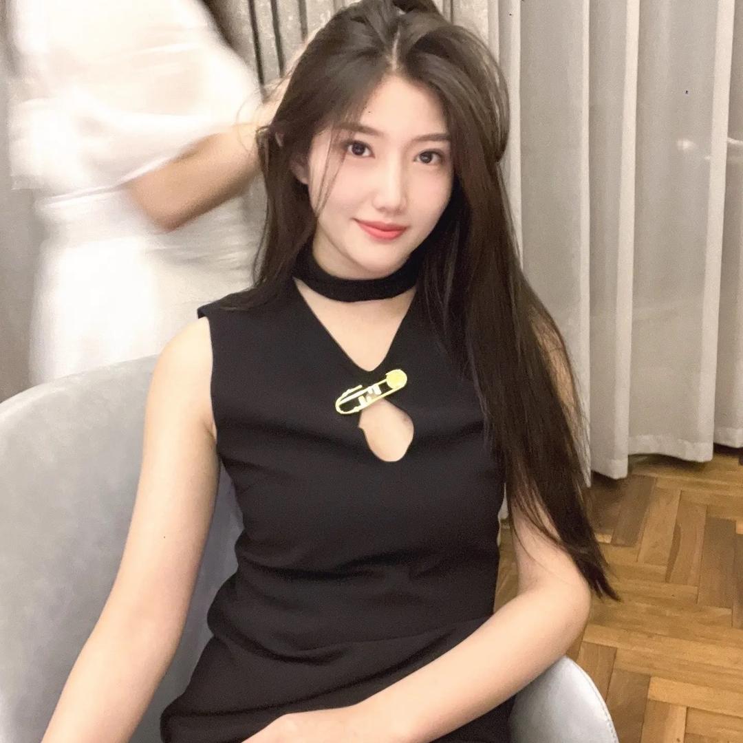 牧马人电竞（丑楠）