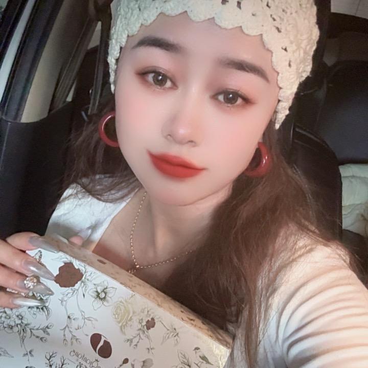 深蓝姑凉、素颜套、白金瓶、乔安修