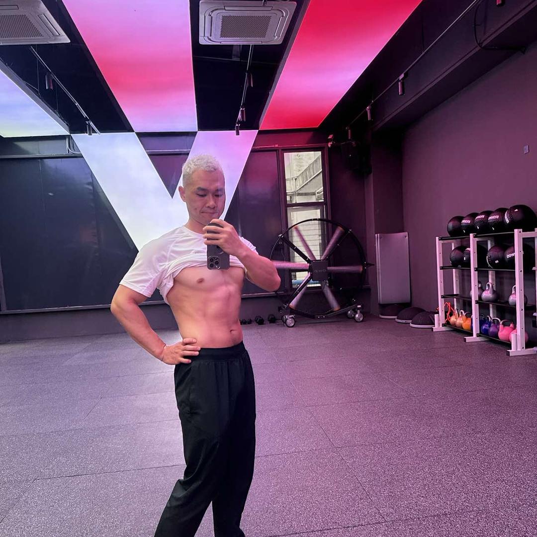 爱健身的巧克力🍫