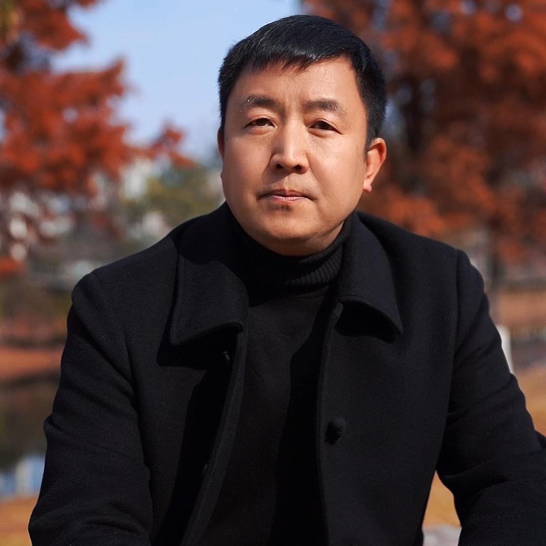 莲池晓明