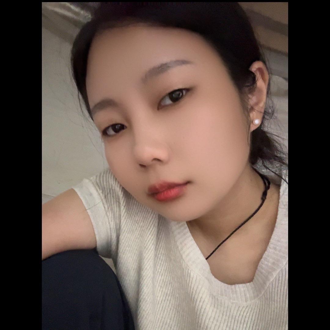 周周。