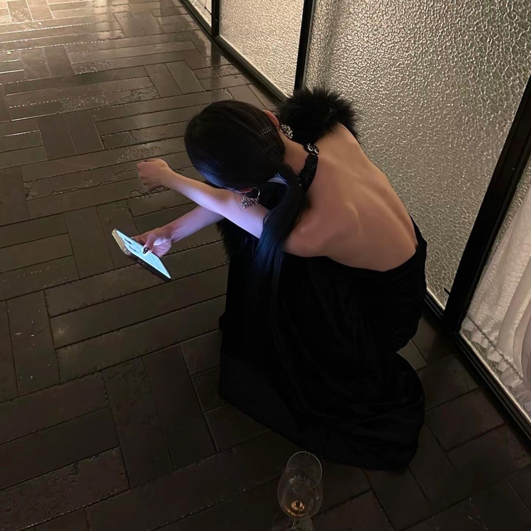 Naaa娜