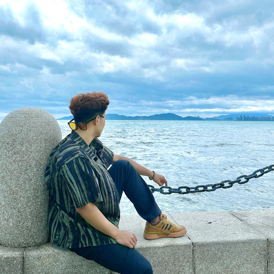 王 世 龙 👑