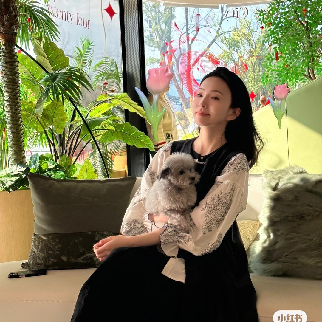 鹿十七穿搭