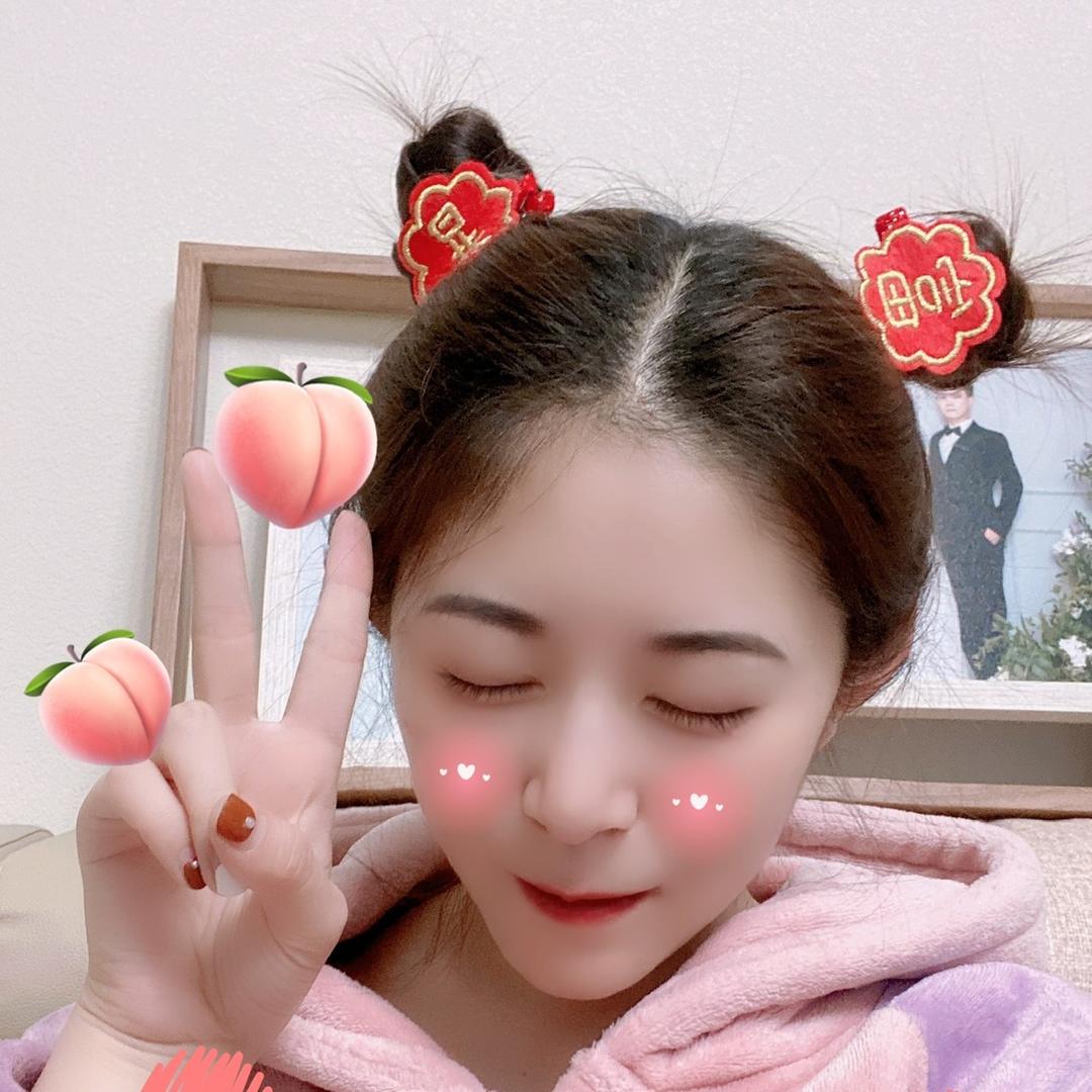 团团的小姐姐。