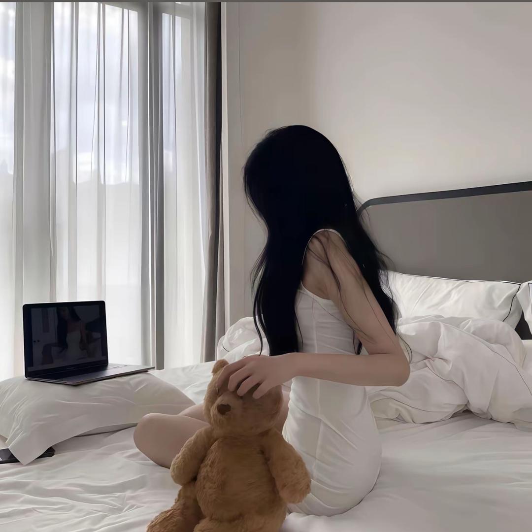 小白  .