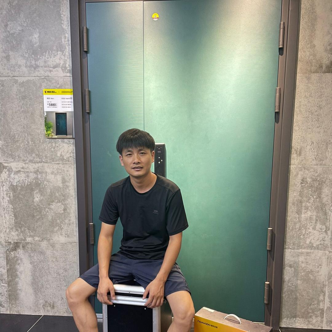 赤壁滚委会