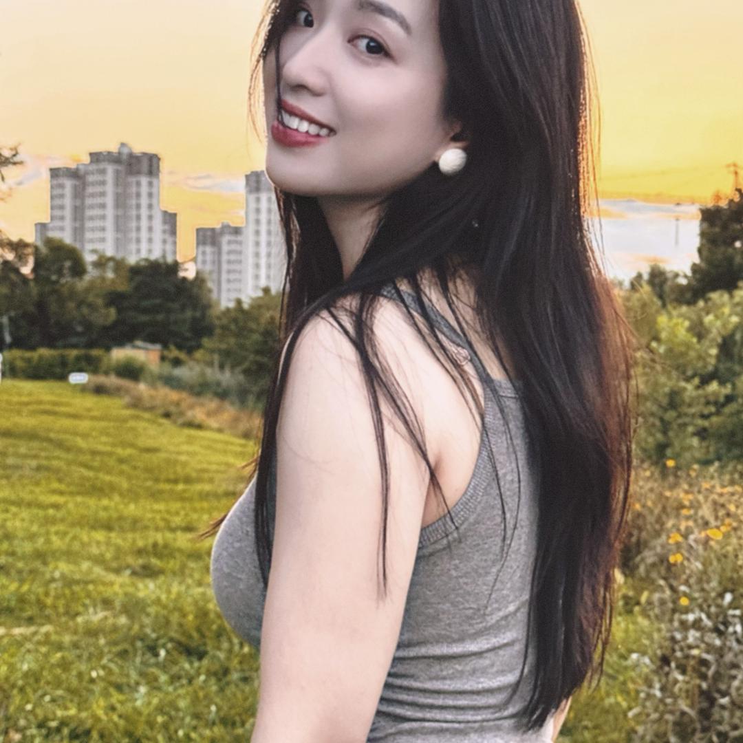 是May梅