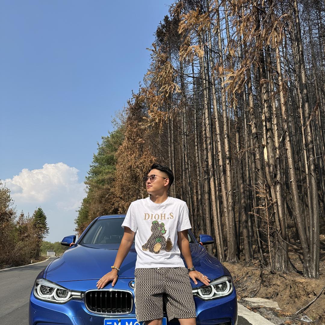 宏阳二手车  欧阳