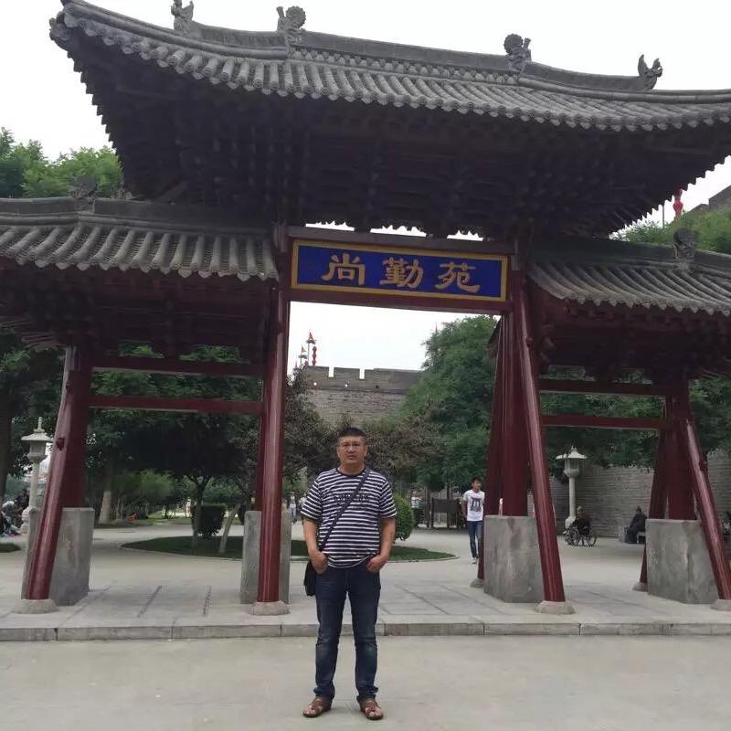 藏族，👨‍❤️‍👨玉树青宝