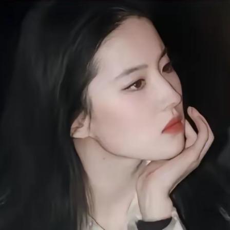李李_