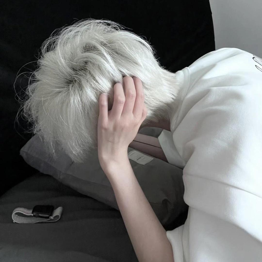 悲伤羊羊