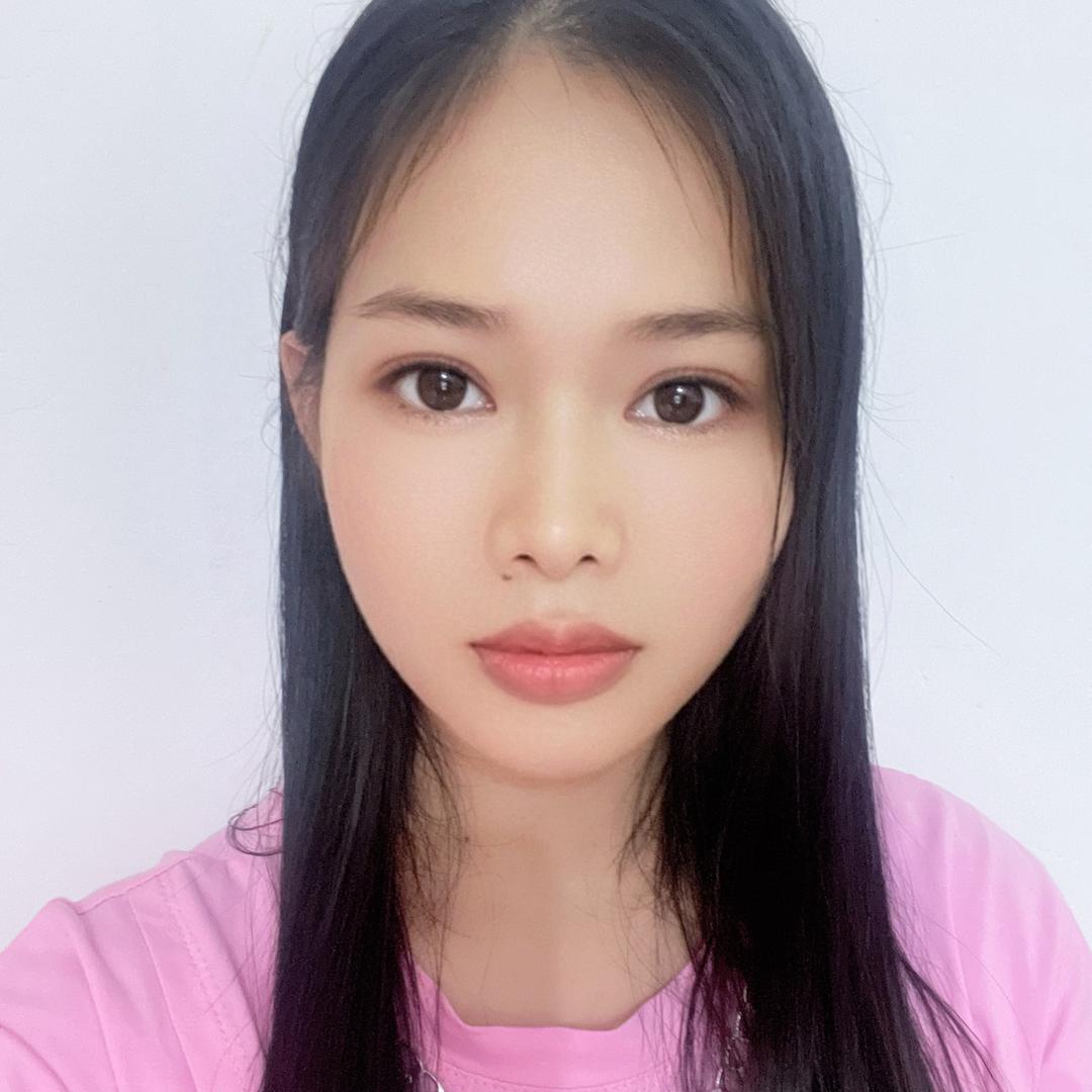 爱钓鱼的月月