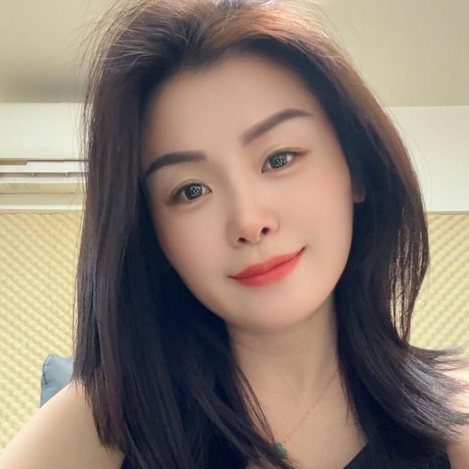 金光灿灿😘