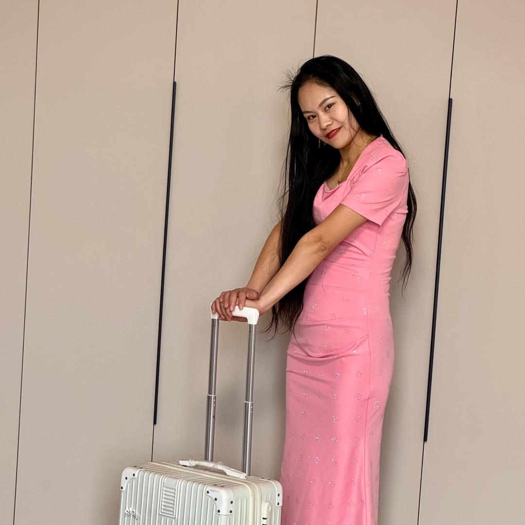 爱唱歌的妞