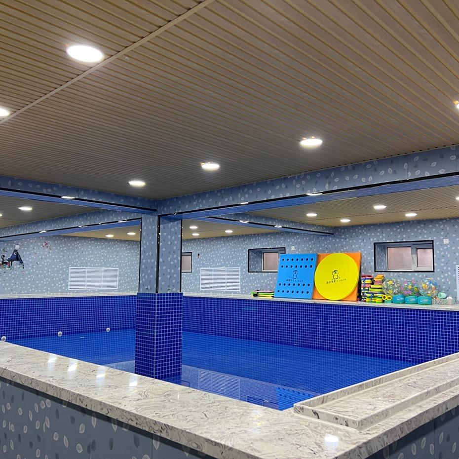 乌兰浩特市澳游贝贝水上游乐馆