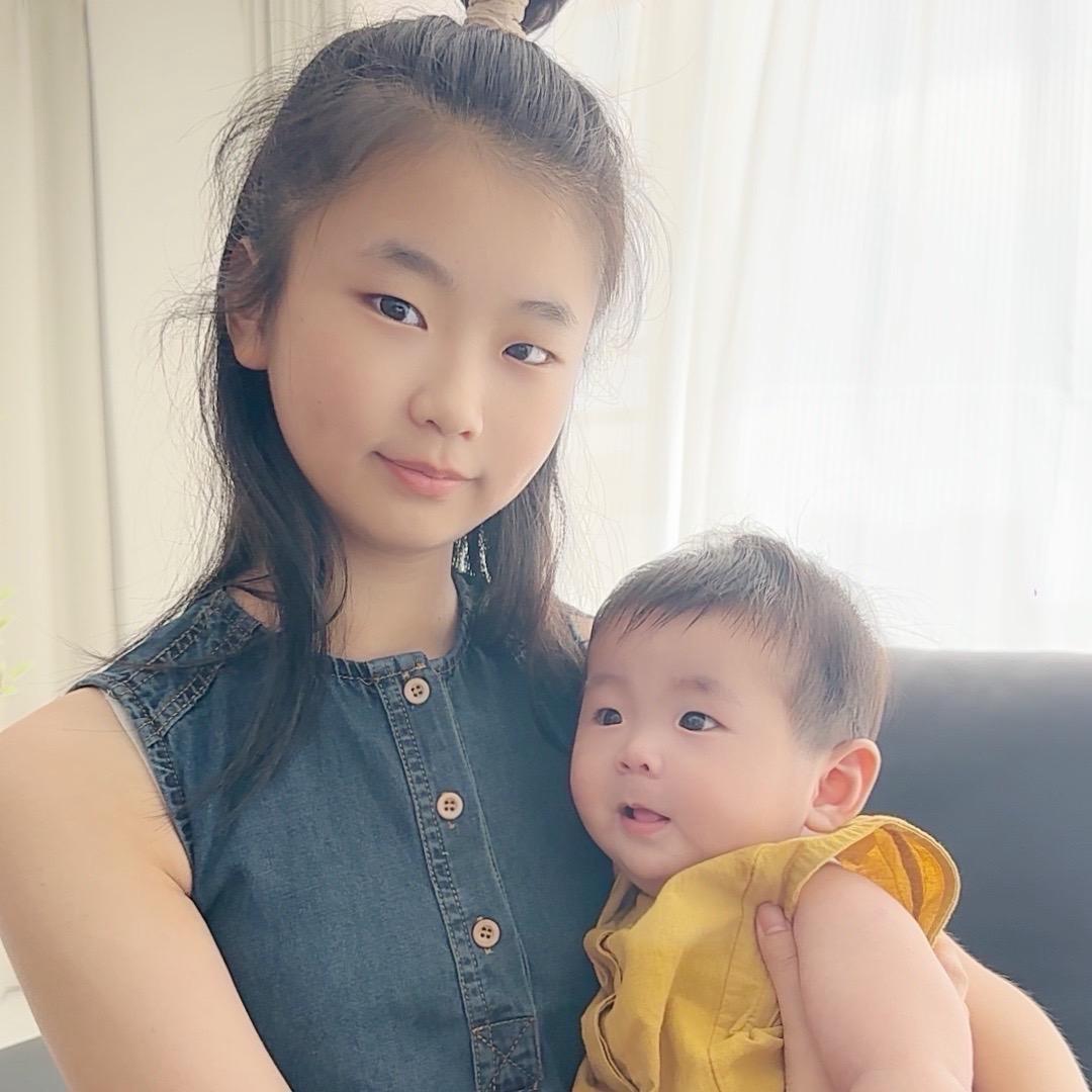 元元有俩个宝贝。