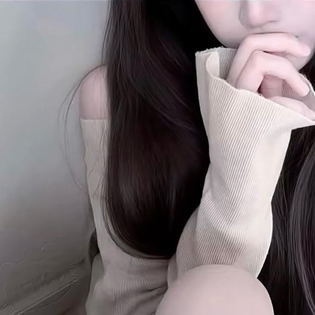 小u郁💭