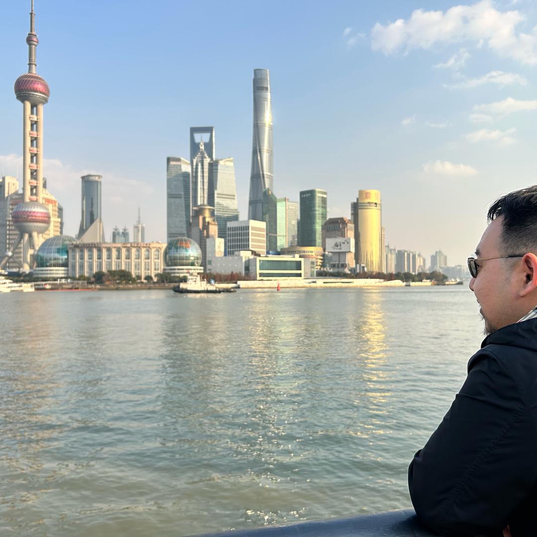 小树叶爱吃吃虫