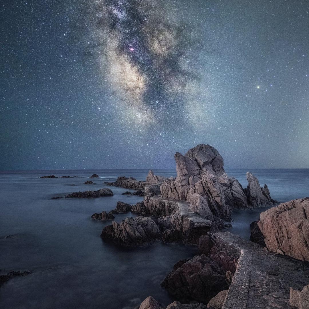 鸿星汽配城