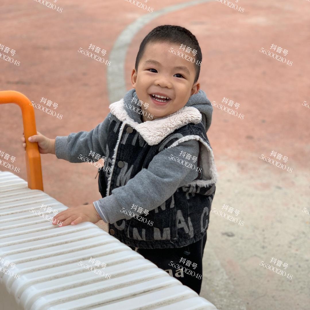 勇敢小石头