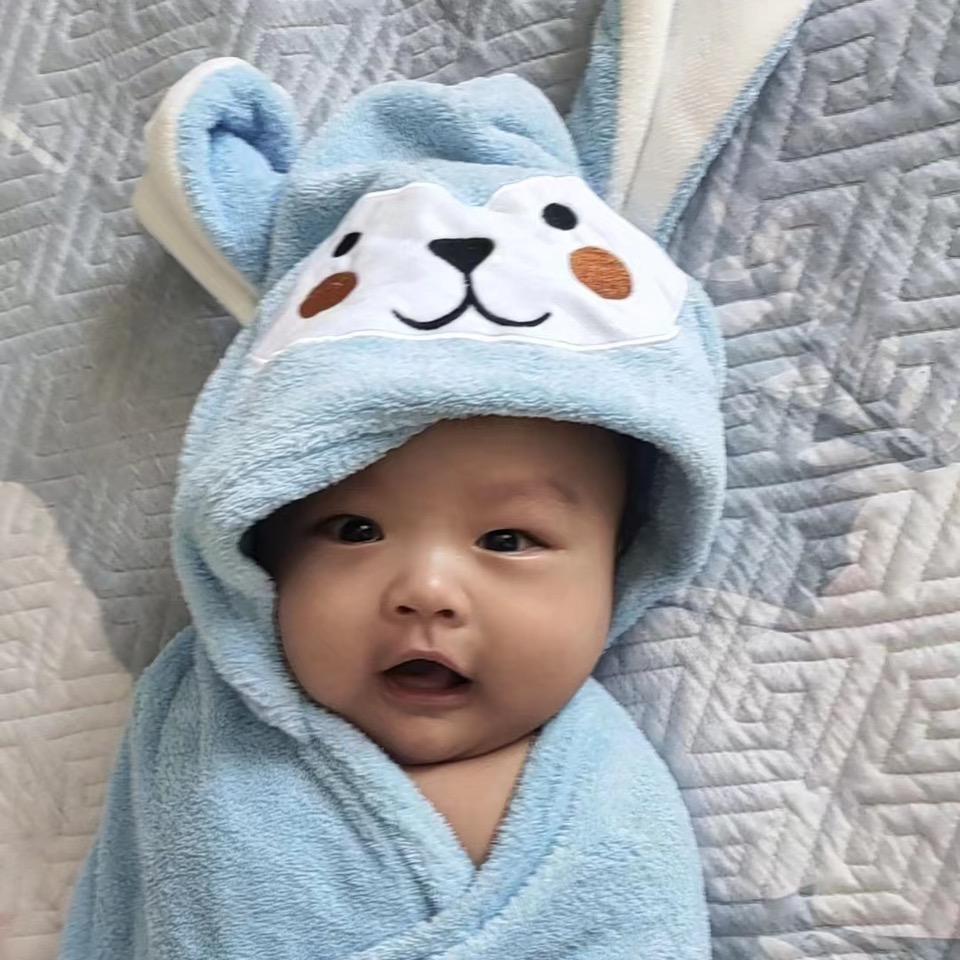 卖旧货的小姐姐（多伦老沈）