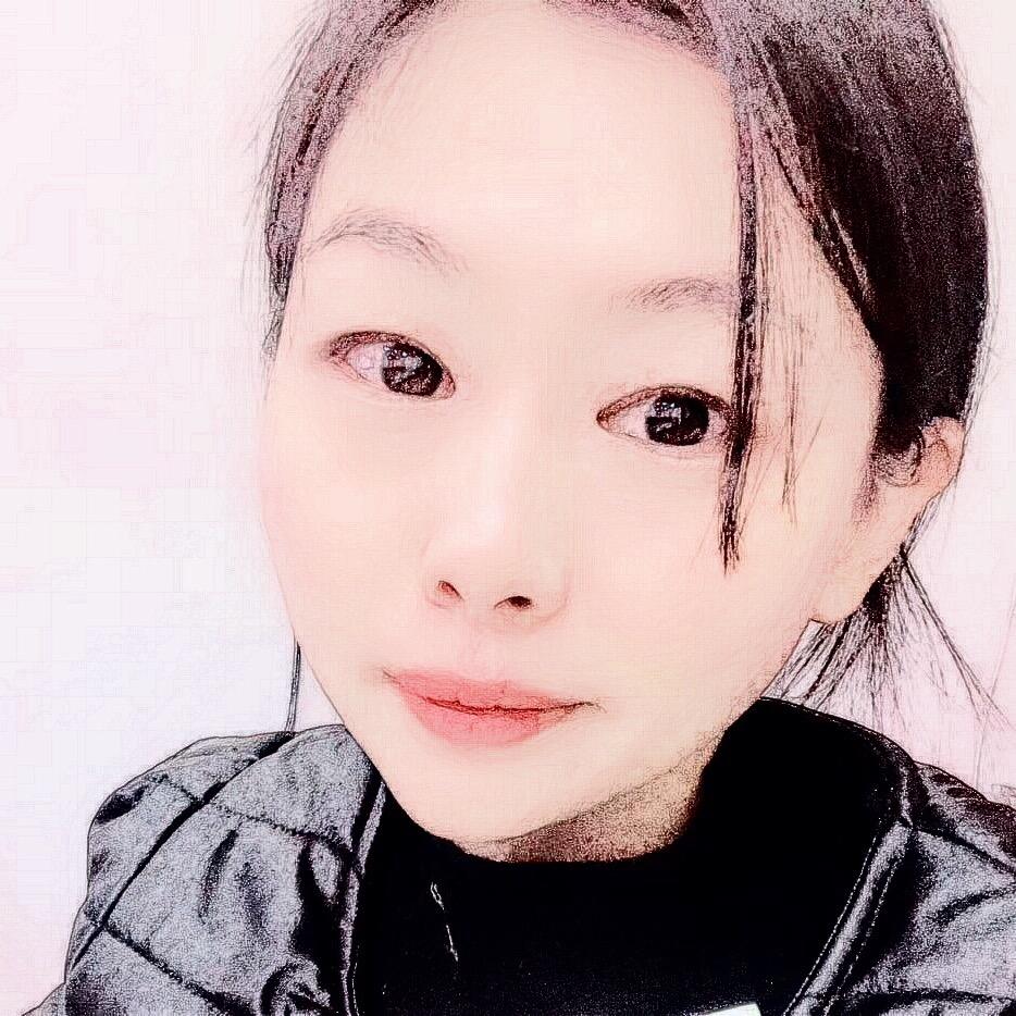 雯珊  Winnie