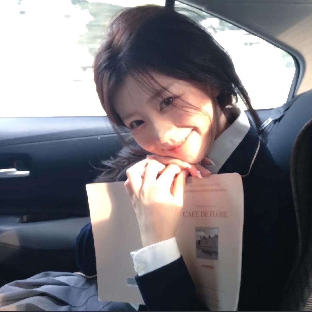 @严曦