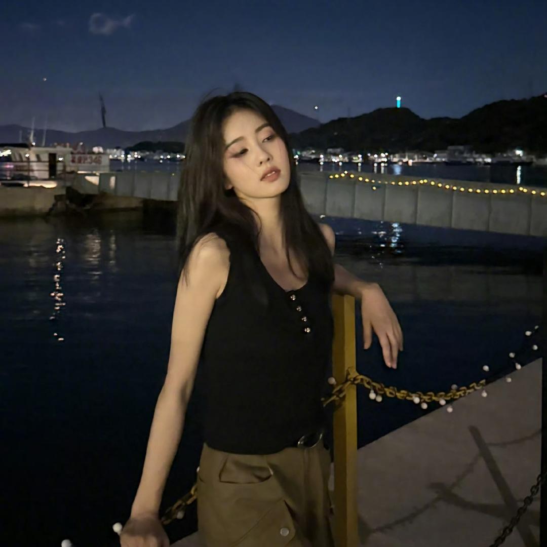 4Uu-