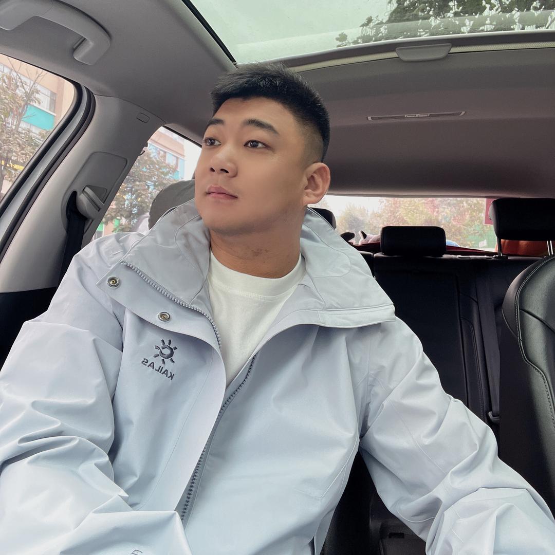 🔱鲨鱼K·ing 🦈